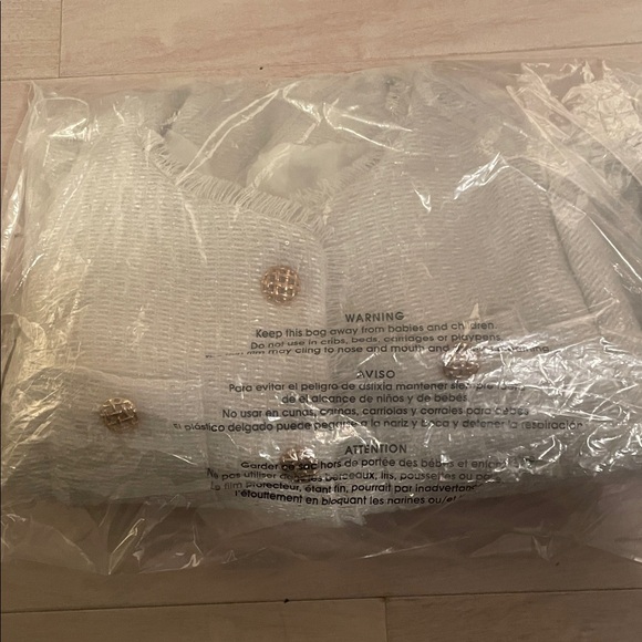 Elise Lys blanc - 2026 French tweed jacket in color white - Picture 6 of 6